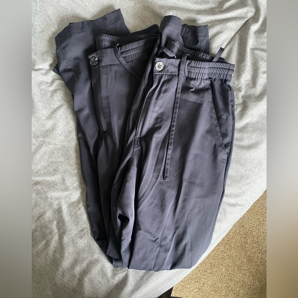 Men’s healing hands scrub pants, size small, pewter (2 pairs)